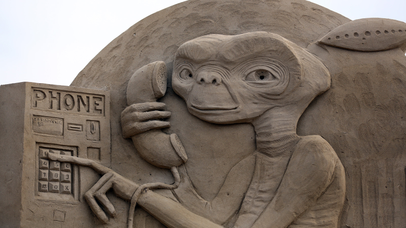 Illustration for article titled 11 Splendid Sand Sculptures Made For the Movie Geek